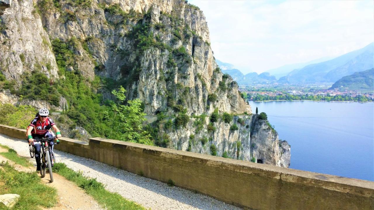 Green Relax Apartment Riva del Garda Exteriér fotografie